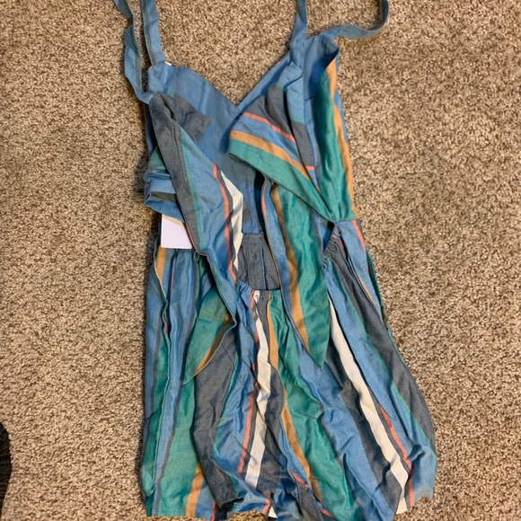 Tilly’s Romper - Picture 5 of 6
